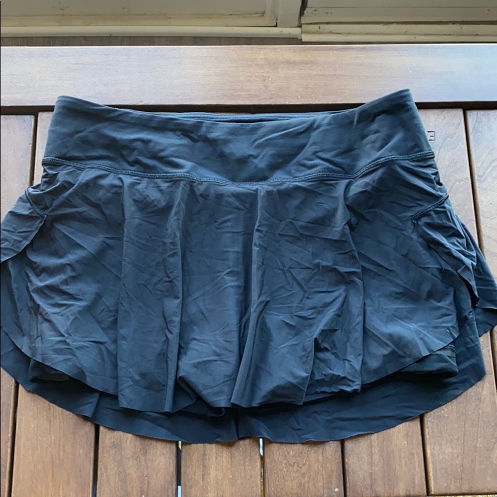 Black Quick Pace Skirt